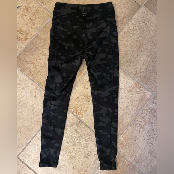 Danskin Black Camouflage Leggings, Size Small - Picture 2 of 3